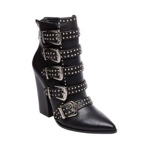 Brand new Steve Madden Women's Comet Bootie